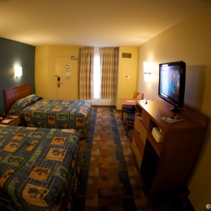 Pop-Century-Resort-Room-004