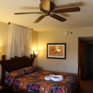 Animal-Kingdom-Lodge-Room-049