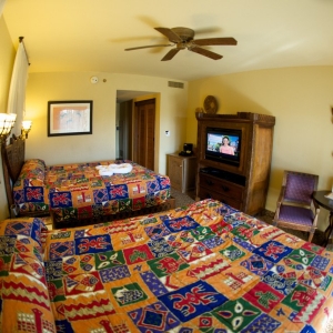 Animal-Kingdom-Lodge-Room-064