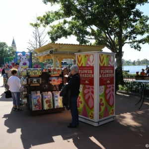 Epcot-Flower-Garden-2013-065