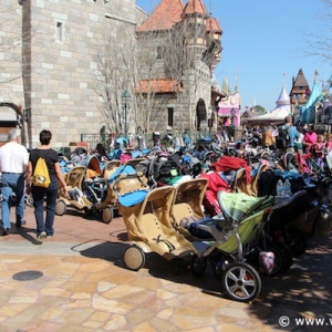 Tangled rest area - expanded stroller parking