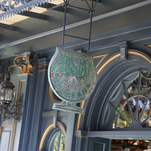 New-Orleans-Square-033