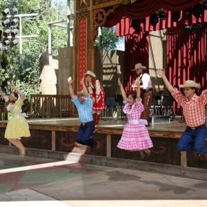 Frontierland-025