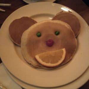 Lindsey_s_Pancake_Breakfast_at_Kona_Cafesmall12-24-041