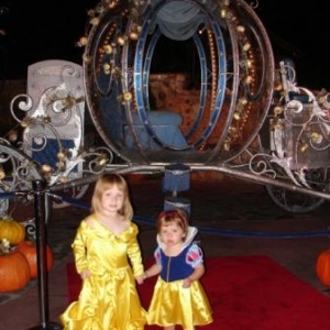 Emily and Maddie MNSSHP