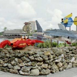 Lego shark and crab
