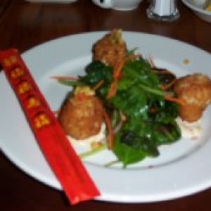 Crab_cakes_253_x_169_