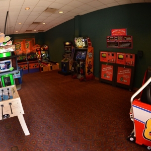 Coronado-Springs-Arcade-002