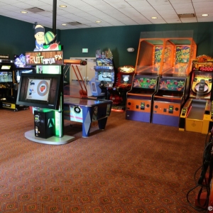 Coronado-Springs-Arcade-005