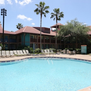 Coronado-Springs-Pools-043