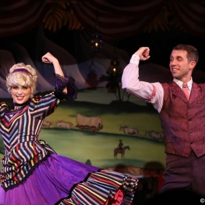 Hoop-Dee-Doo-Musical-Revue-024