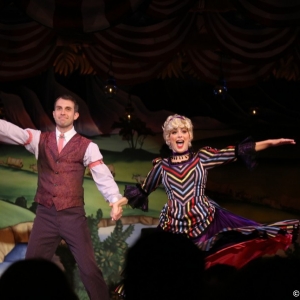 Hoop-Dee-Doo-Musical-Revue-026