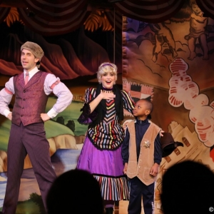 Hoop-Dee-Doo-Musical-Revue-043