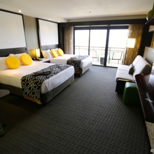 Contemporary-Resort-Room-002