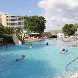 Contemporary-Resort-Pools-009