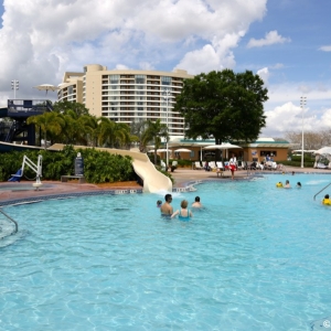 Media 'Contemporary-Resort-Pools-011' in category 'Pools, Recreation, Marina'