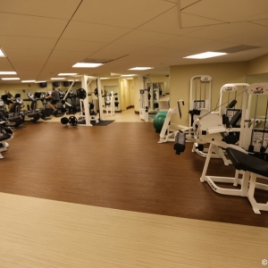 Contemporaty-Resort-Fitness-Center-002