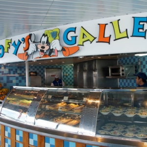 Disney-Wonder-Goofys-Galley-001