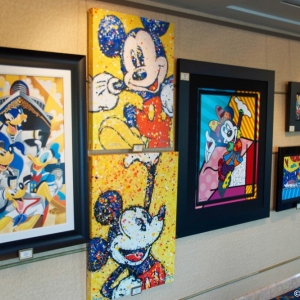 Media 'Disney-Wonder-Art-Gallery-002' in category 'Disney Wonder Common Areas'