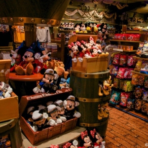 Disney-Wonder-Mickeys-Mates-002
