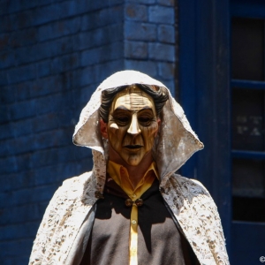 Media 'WDWINFO-Universal-Diagon-Alley-Harry-Potter-Tale-of-the-Three-Brothers-010' in category 'Diagon Alley Entertainment'