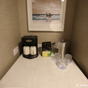 Beach-Club-Standard-Room-26