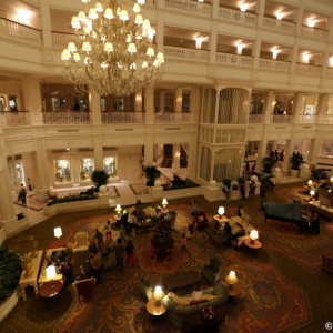 Grand-Floridian-Atrium-Lobby-37