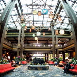 Polynesian-Village-Lobby-10