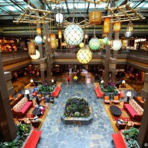 Polynesian-Village-Lobby-11