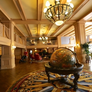 Yacht-Club-Lobby-13