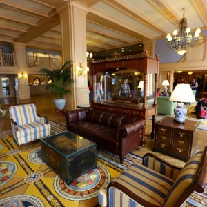 Yacht-Club-Lobby-21