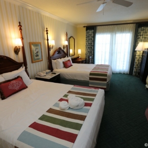 Boardwalk-Inn-Standard-Room-21