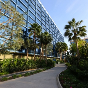 Disneyland-Hotel-22