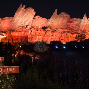 Cars-Land-24