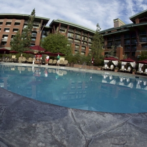 Grand-Californian-Pool-08