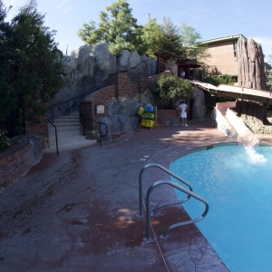 Grand-Californian-Pool-11