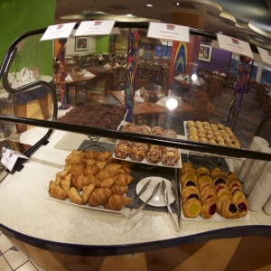 Disney's-PCH-Grill-05