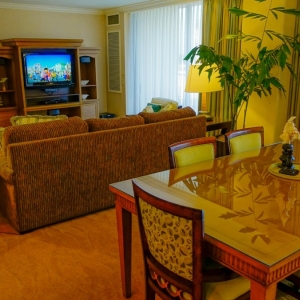 Media 'Paradise-Pier-Hotel-112' in category 'Paradise Pier Newport Suite'