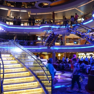 02_Royal_Caribbean_Enchantment_of_the_Seas