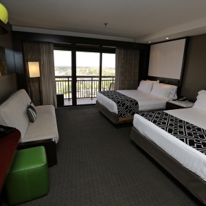 Contemporary-resort-tower-room-12