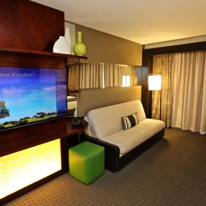 Contemporary-resort-tower-room-18