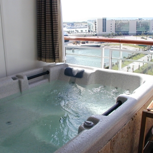 couples villa hottub