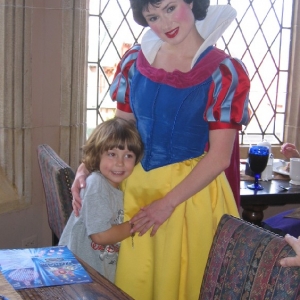 K with Snow White