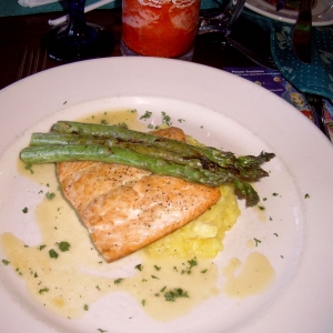 Royal table salmon