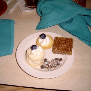 Chef Mickey's dessert