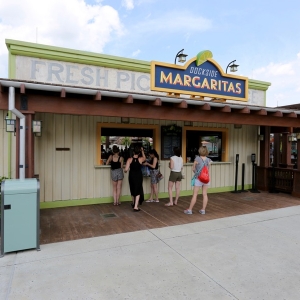 Disney-springs-marketplace-15