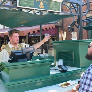 Rose-Crown-Beer-Cart-2