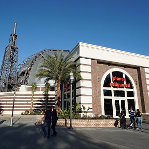 Planet-hollywood-exterior