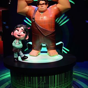 Disney-D23-2017-Expo-Floor-06