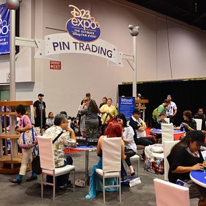 Disney-D23-2017-Expo-Floor-09